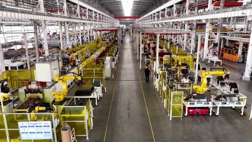 上海各行业有序复工复产 防疫生产两不误 ,重回正轨